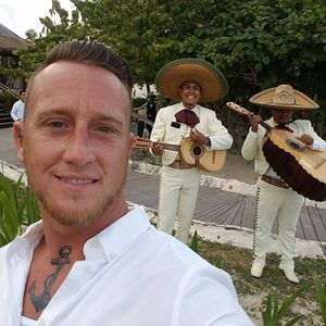 Meet your Posher, Michael